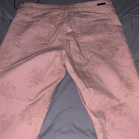 Jeans - Picture 3 of 4